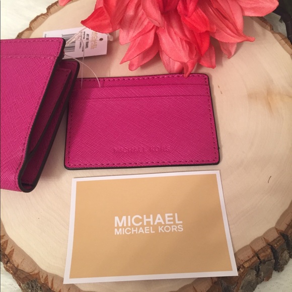 MICHAEL KORS WALLET - Picture 2 of 7